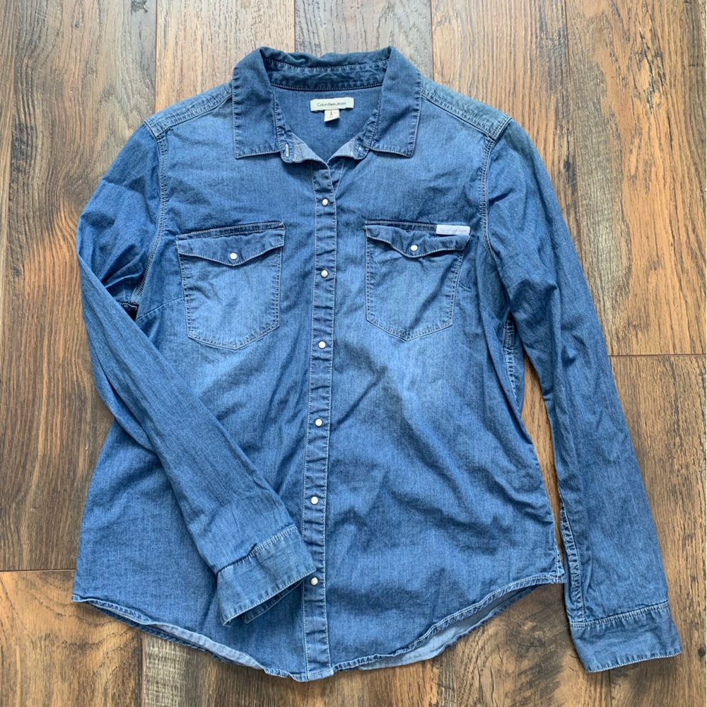 Calvin Klein button up